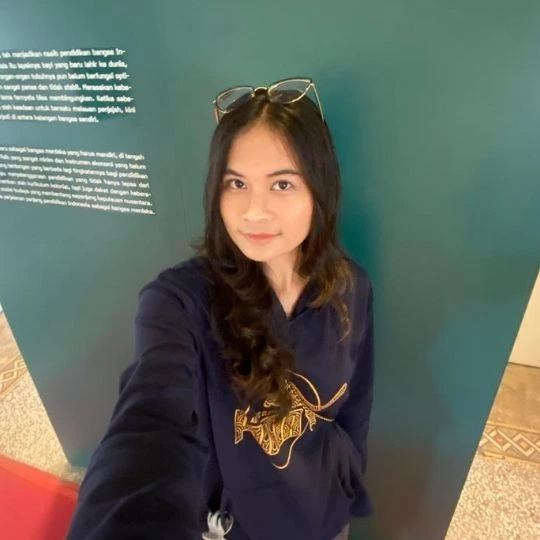 Tutor Cettta Japanese Anastasia Kinanti Putri