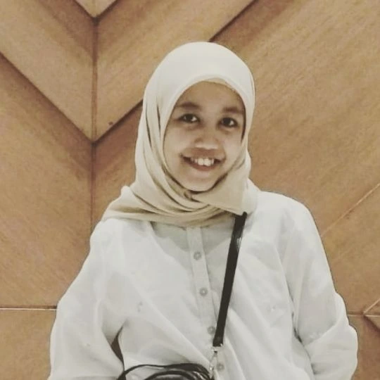 Tutor Cettta Japanese Azila Dinda Amalia