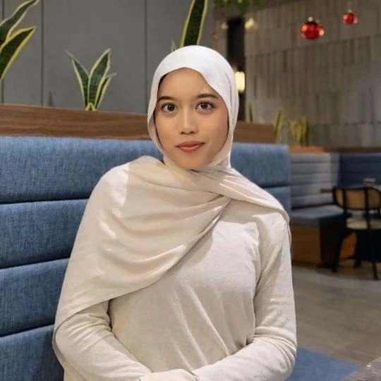 Tutor Cettta Japanese Fauzia Azizah Kusuma